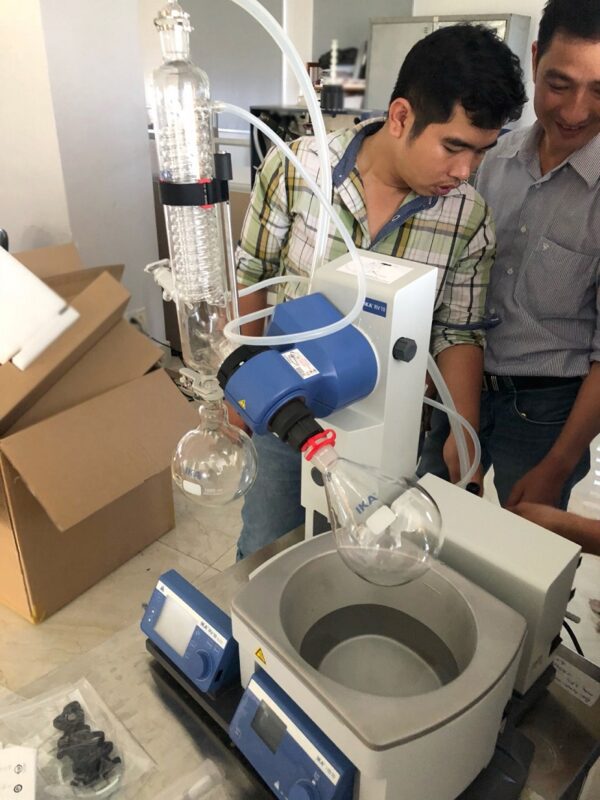 may-co-quay-chan-khong-be-gia-nhiet