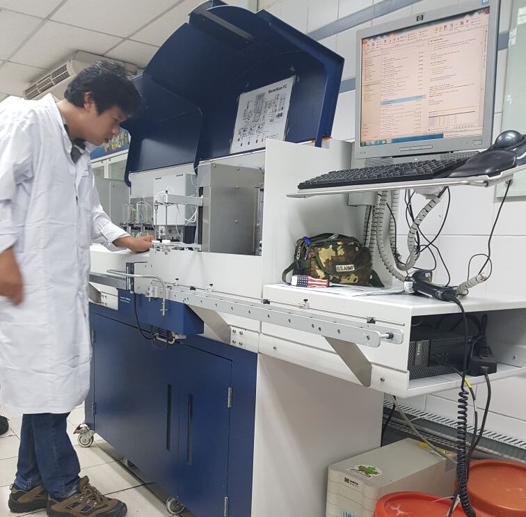 Bảo Trì Máy Phân Tích Sữa Bactoscan Cho Cô Gái Hà Lan - Việt Anh